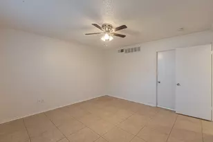 2728 Copper Creek Dr, Arlington, TX 76006 - Photo 25