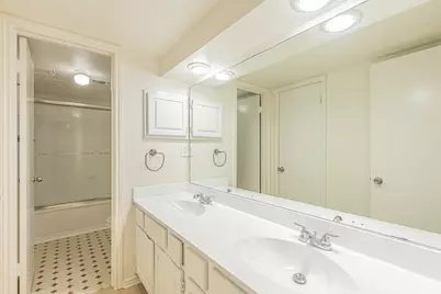 2728 Copper Creek Drive #107, Arlington, TX 76006 - Photo 19