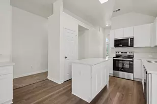 2033 Piedmont Dr, Lewisville, TX 75067 - Photo 9