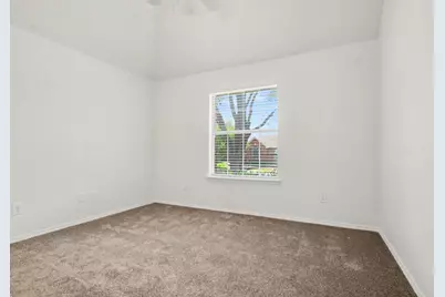 2033 Piedmont Drive, Lewisville, TX 75067 - Photo 17