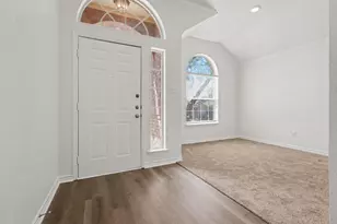 2033 Piedmont Dr, Lewisville, TX 75067 - Photo 5