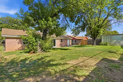 840 Crosby Avenue, White Settlement, TX 76108 - Photo 19