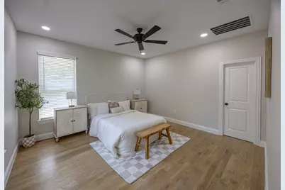 1321 E Magnolia Avenue, Fort Worth, TX 76104 - Photo 15