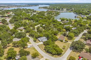 1005 Spanish Trail Dr, Granbury, TX 76048 - Photo 27