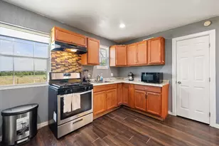 8057 Wilson Rnch Rd, Barry, TX 75102 - Photo 9