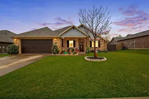 4006 Kensington Dr, Sanger, TX 76266 - Photo 3