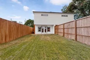5104 Philip Ave, Dallas, TX 75223 - Photo 37