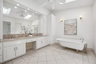 4110 Shady Hill Drive, Dallas, TX 75229 - Photo 9