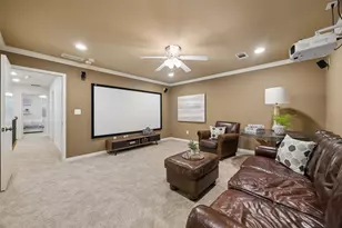 4110 Shady Hill Dr, Dallas, TX 75229 - Photo 7