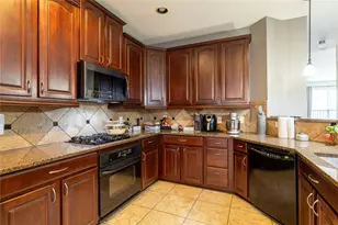 2529 Jacobson Dr, Lewisville, TX 75067 - Photo 9