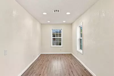 1126 W 7th Street, McGregor, TX 76657 - Photo 11