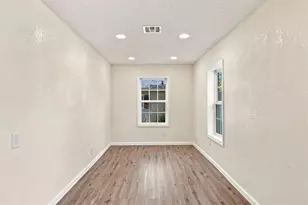 1126 W 7th St, McGregor, TX 76657 - Photo 11