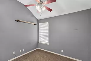812 Brittany Dr, Denton, TX 76209 - Photo 15