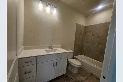 3006 Leopard Lane, Ennis, TX 75119 - Photo 5