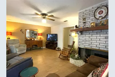 1213 Mockingbird Street, Stephenville, TX 76401 - Photo 3