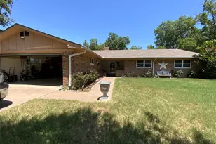 1213 Mockingbird St, Stephenville, TX 76401 - Photo 9