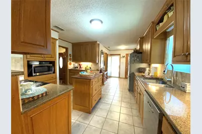 1213 Mockingbird Street, Stephenville, TX 76401 - Photo 5