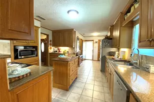 1213 Mockingbird St, Stephenville, TX 76401 - Photo 5