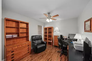 23 Park Ln, Bedford, TX 76021 - Photo 7