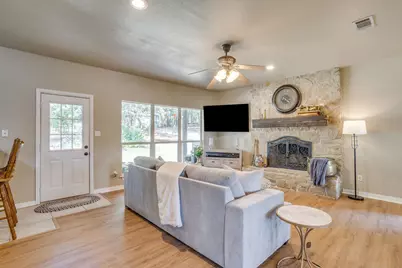 1129 Crazy Horse Trail, Burleson, TX 76028 - Photo 5