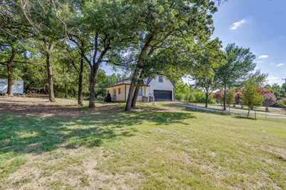 1129 Crazy Horse Trail, Burleson, TX 76028 - Photo 37