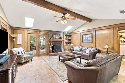 3509 Tomlinson Court, Arlington, TX 76017 - Photo 9