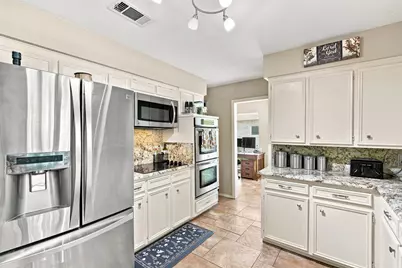 3509 Tomlinson Court, Arlington, TX 76017 - Photo 13