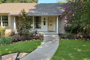1818 Maplewood Ave, Corsicana, TX 75110 - Photo 1