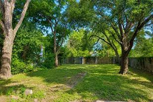 2321 Alexander Ave, Waco, TX 76708 - Photo 9