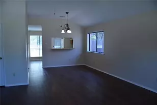 216 E Denton Dr, Euless, TX 76039 - Photo 5