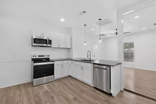 2609 Avenue G, Fort Worth, TX 76105 - Photo 11