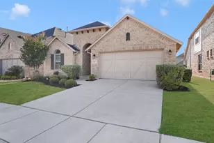 7017 Green Field St, Aubrey, TX 76227 - Photo 3