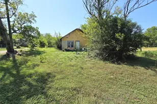 700 SW 3rd St, Hubbard, TX 76648 - Photo 5