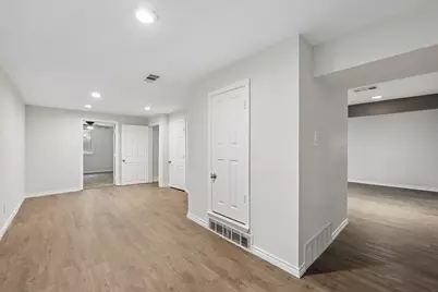 6833 Parkwood Drive, North Richland Hills, TX 76182 - Photo 21