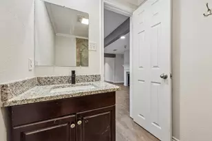 6833 Parkwood Dr, North Richland Hills, TX 76182 - Photo 17