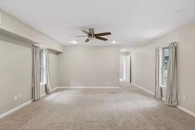 401 N Bailey Avenue, Fort Worth, TX 76107 - Photo 15