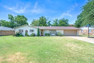 708 Lee St, Sulphur Springs, TX 75482 - Photo 1