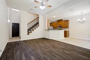 241 Barrington Ln, Lewisville, TX 75067 - Photo 5