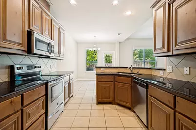 241 Barrington Lane, Lewisville, TX 75067 - Photo 7
