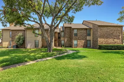1908 Cloisters Drive #511, Arlington, TX 76011 - Photo 1