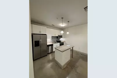 801 N Bishop Avenue #1-303, Dallas, TX 75208 - Photo 9
