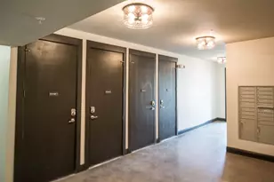 801 N Bishop Ave, Dallas, TX 75208 - Photo 11