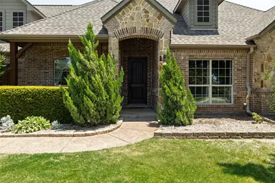 11082 Sarah Lane, Fort Worth, TX 76179 - Photo 5