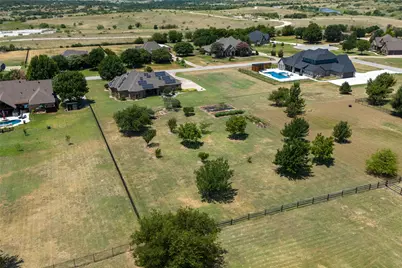 11082 Sarah Lane, Fort Worth, TX 76179 - Photo 37