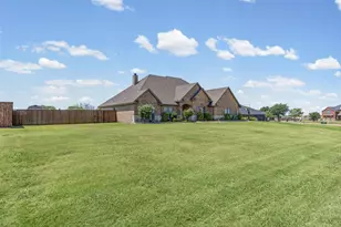 3510 Serene Dr, Midlothian, TX 76065 - Photo 3