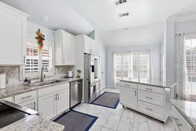 9427 Ponderosa Trail, Irving, TX 75063 - Photo 17