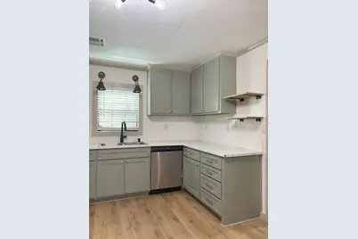 3200 Hollywood Avenue, Wichita Falls, TX 76309 - Photo 9