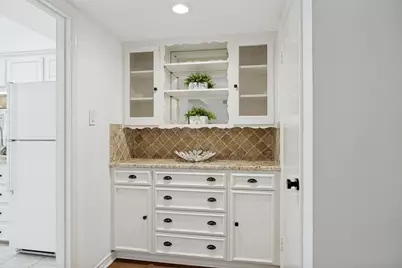 8619 Edgemere Road #C, Dallas, TX 75225 - Photo 15