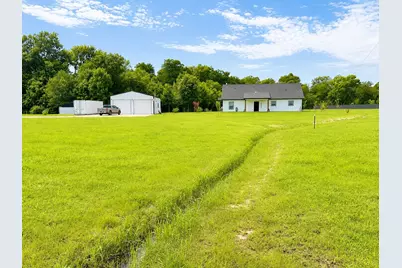1384 County Road 2850, Honey Grove, TX 75446 - Photo 31
