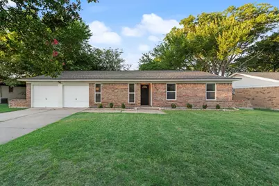 913 Childers Avenue, Benbrook, TX 76126 - Photo 1